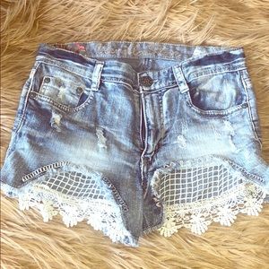 Jean with lace high waisted booty shorts